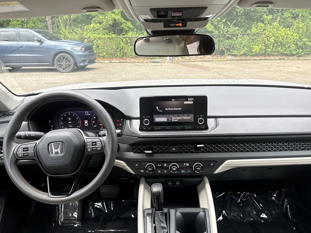 Used 2023 Honda Accord EX image 23