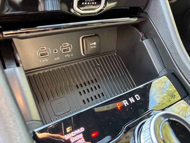 New 2026 Jeep Grand Cherokee Altitude AWD/4WD image 24