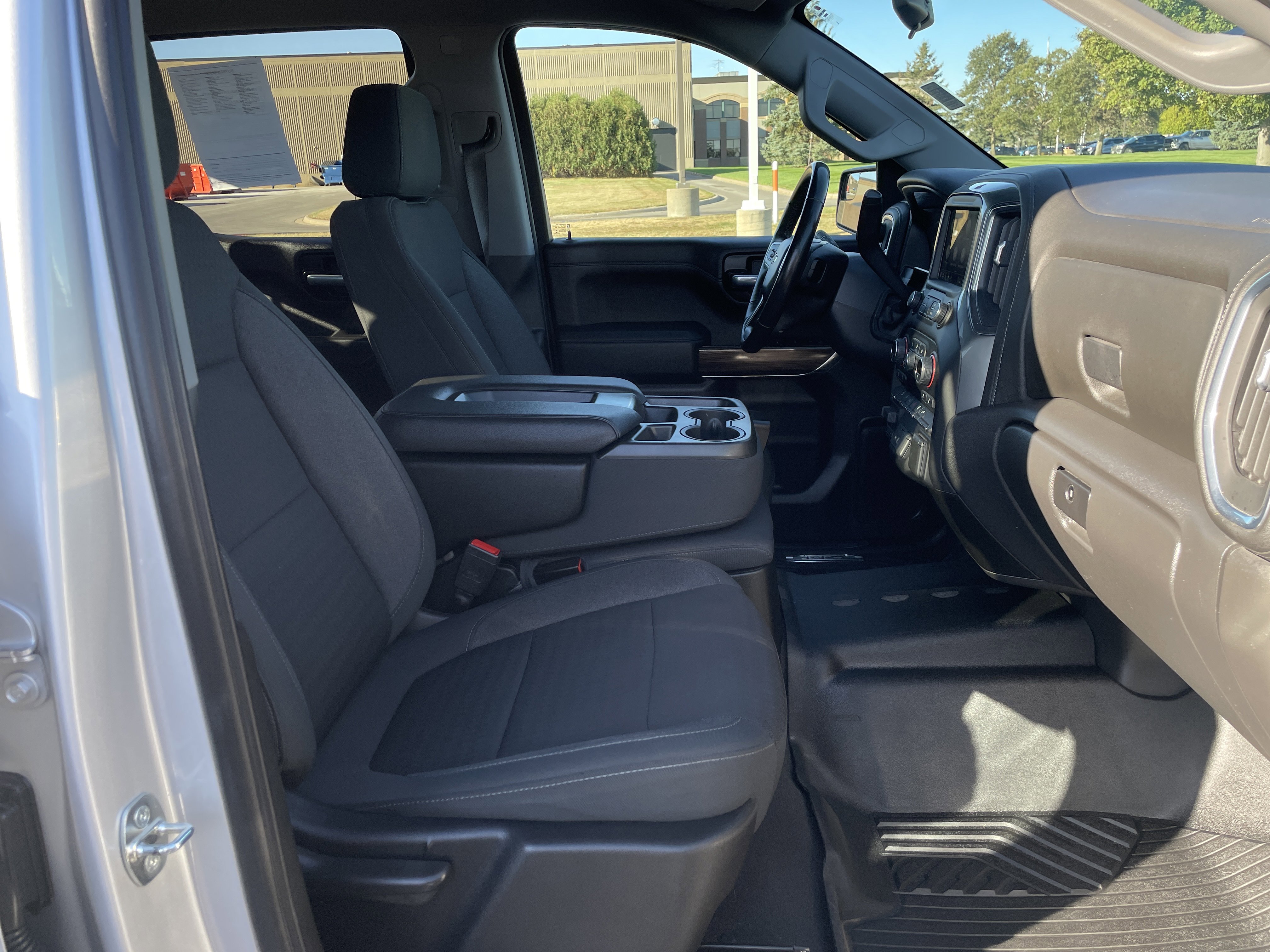 Used 2021 Chevrolet Silverado 1500 LT w/ All Star Edition Plus image 25