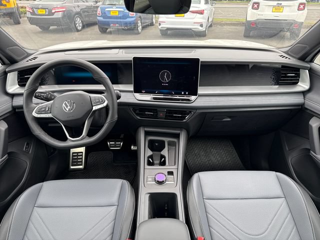 New 2026 Volkswagen Tiguan SE R-Line AWD/4WD image 12