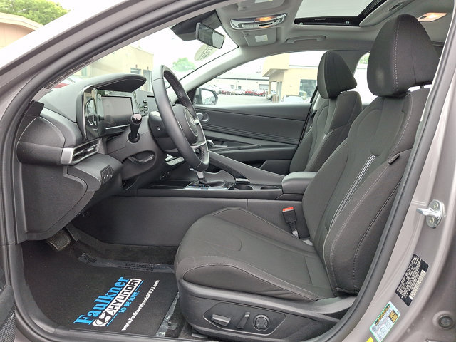 Certified 2021 Hyundai Elantra SEL w/ Convenience + Premium Package FWD image 13