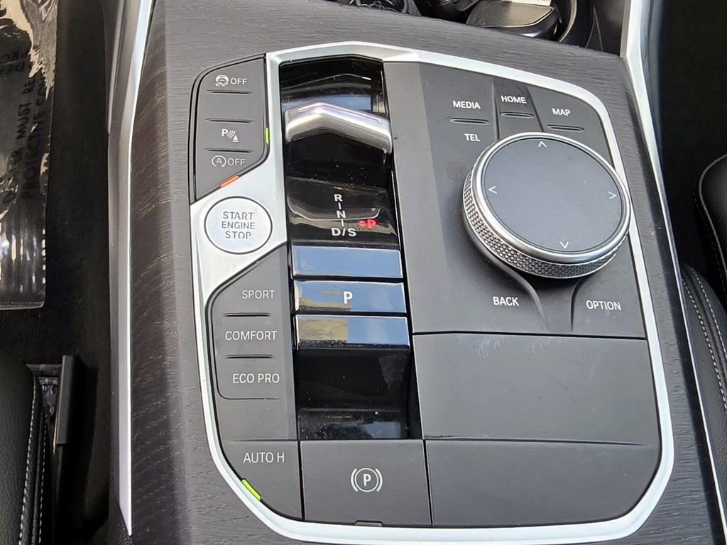 Used 2023 BMW 330i Sedan w/ Driving Assistance Package image 16
