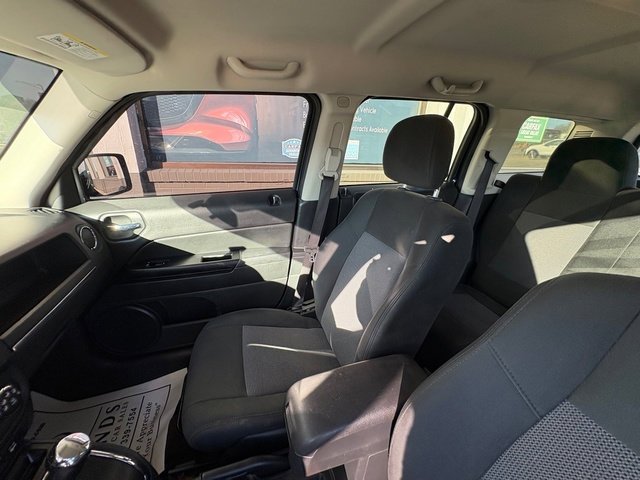 Used 2014 Jeep Patriot Sport image 13