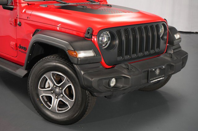 Used 2022 Jeep Wrangler Unlimited Sport w/ Sun And Sound Package AWD/4WD image 9