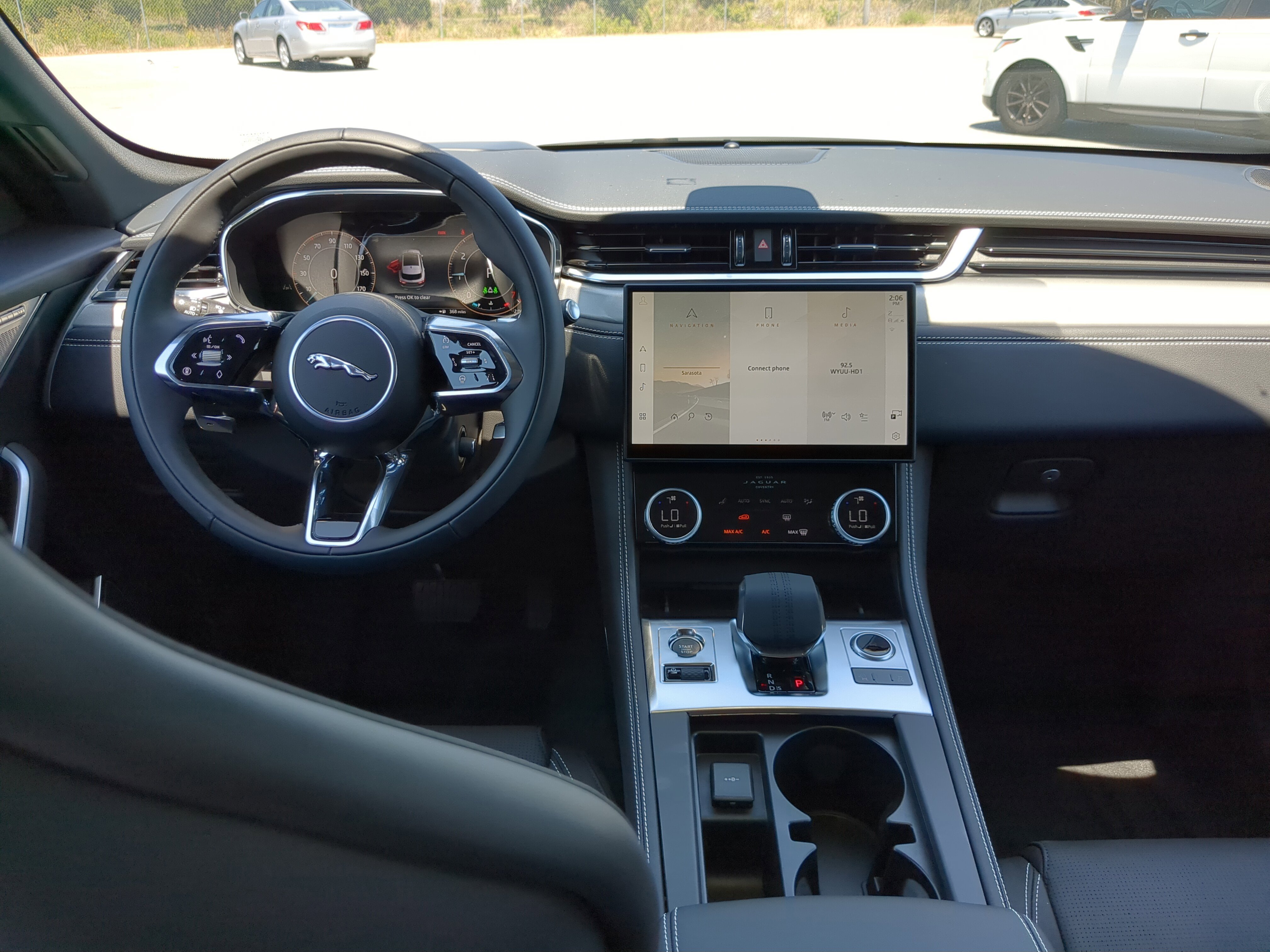 New 2026 Jaguar F-PACE R-Dynamic S image 12