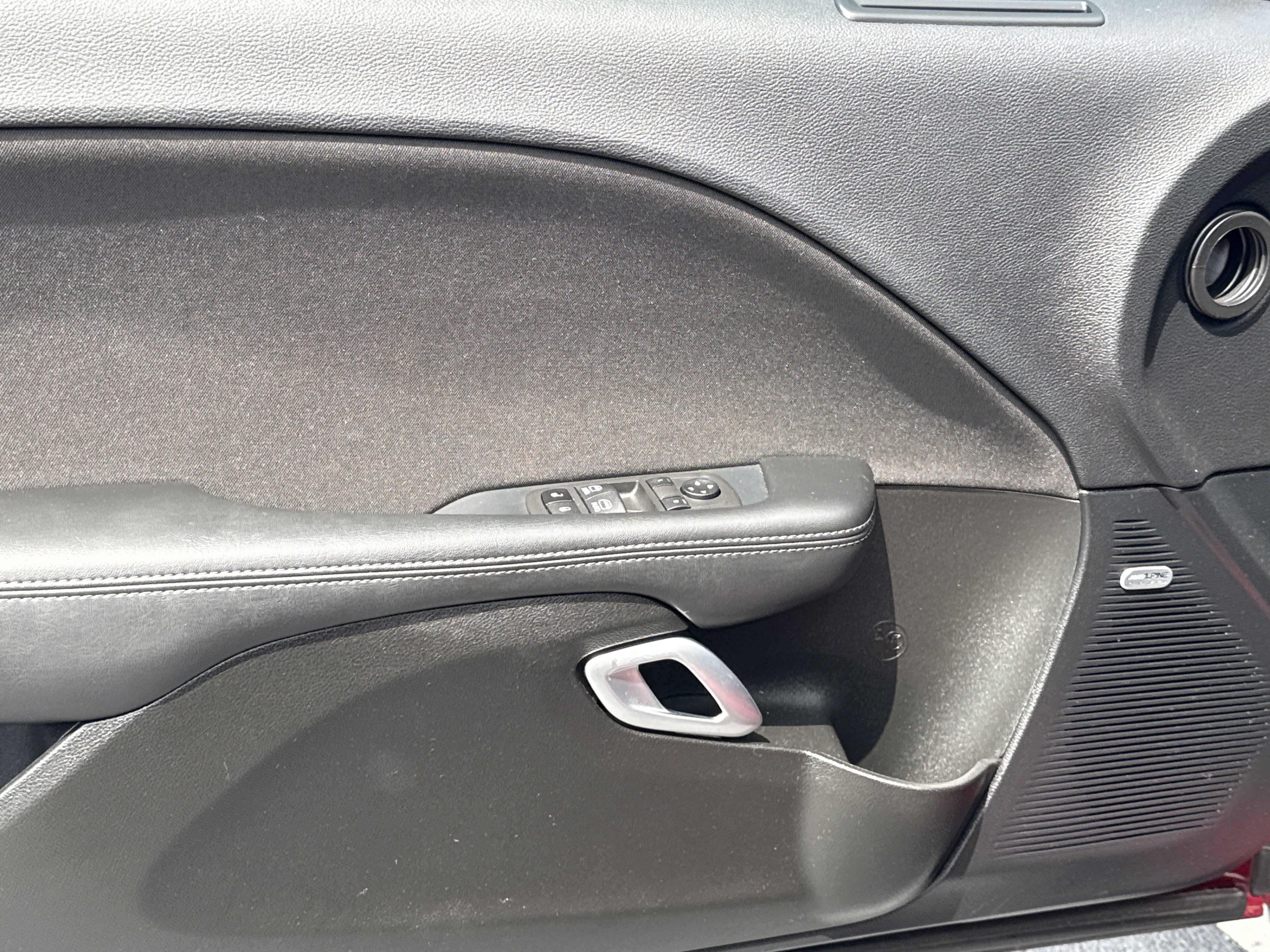 Used 2023 Dodge Challenger SXT w/ Blacktop Package image 13