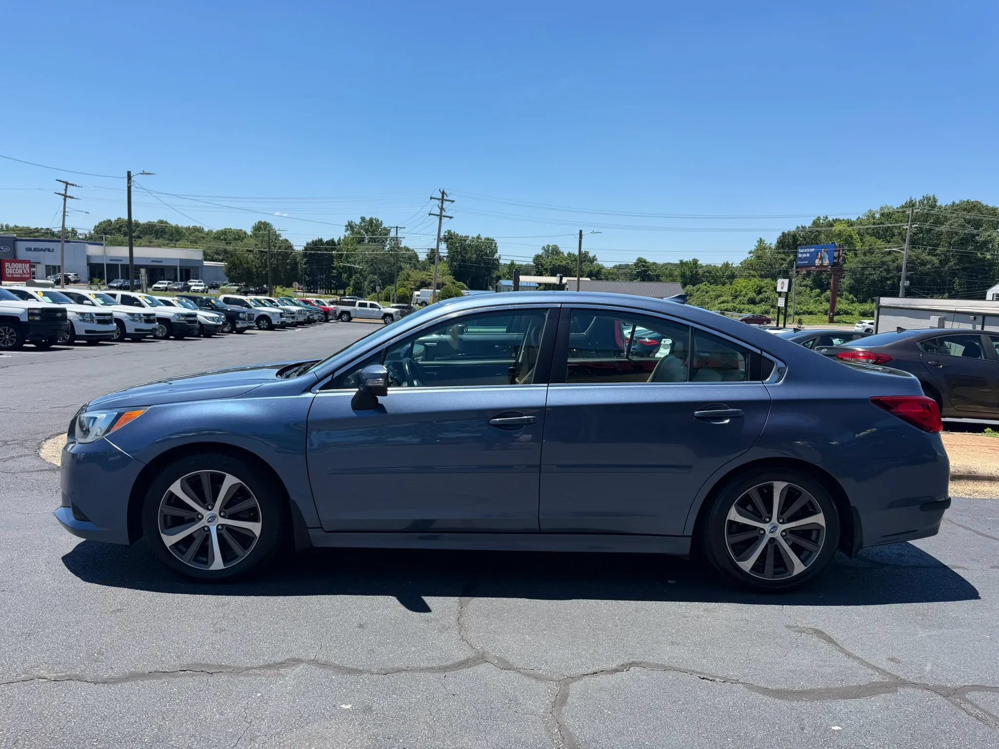 Used 2016 Subaru Legacy 3.6R Limited AWD/4WD image 4