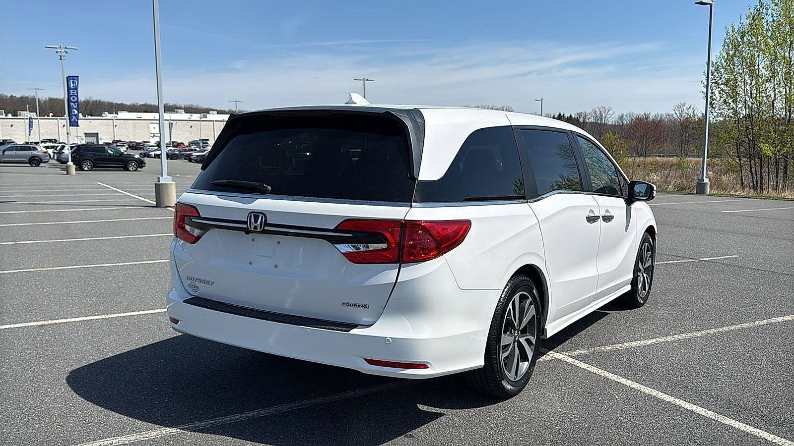 Used 2024 Honda Odyssey Touring image 6