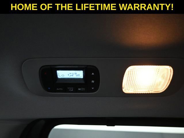 Used 2024 Honda Odyssey Elite image 39