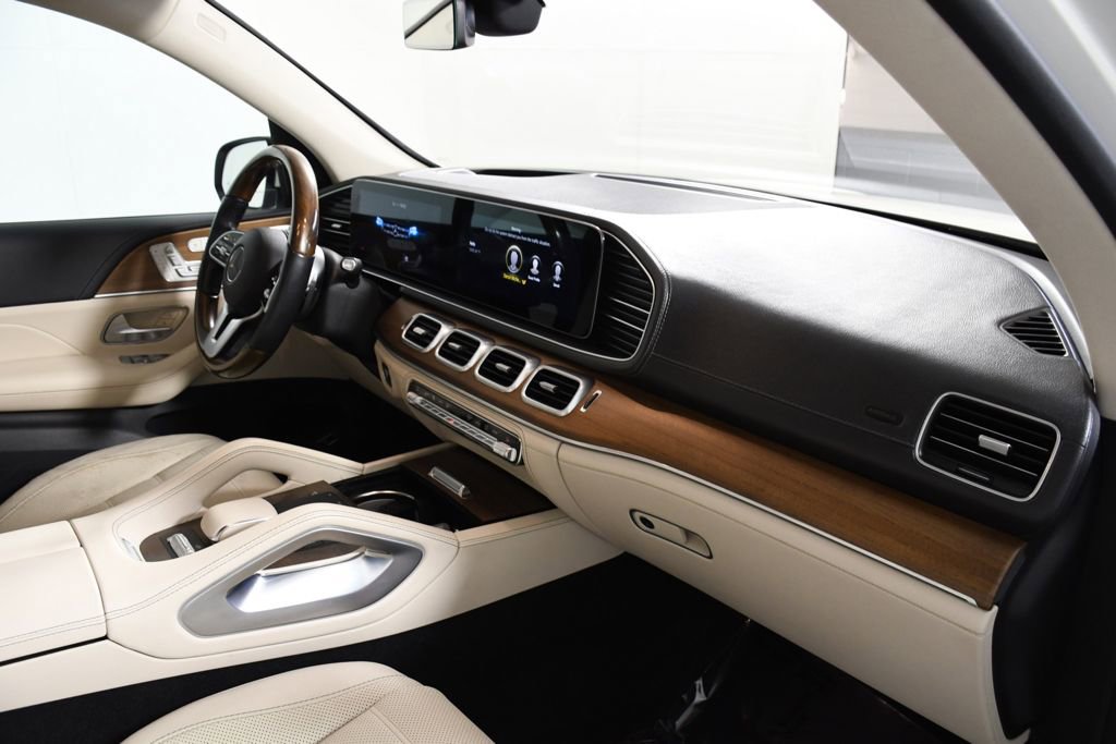 Used 2021 Mercedes-Benz GLS 580 4MATIC image 18