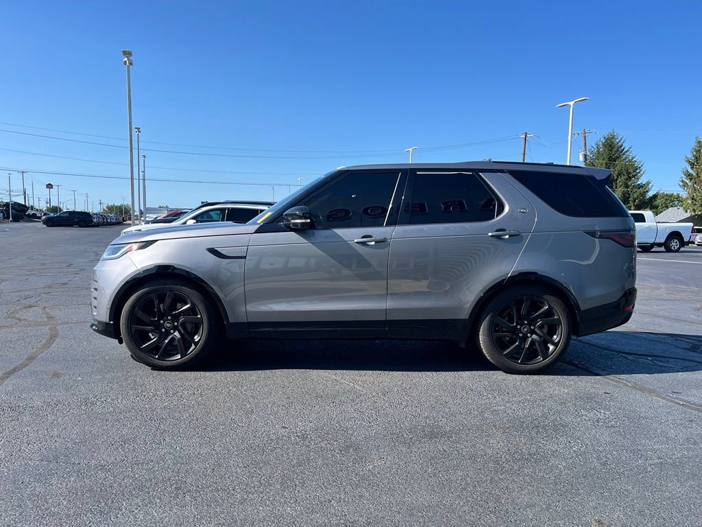 Used 2023 Land Rover Discovery S R-Dynamic AWD/4WD image 4