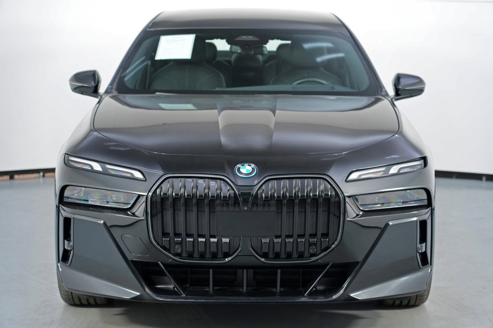 Used 2024 BMW i7 eDrive50 w/ M Sport Package image 56