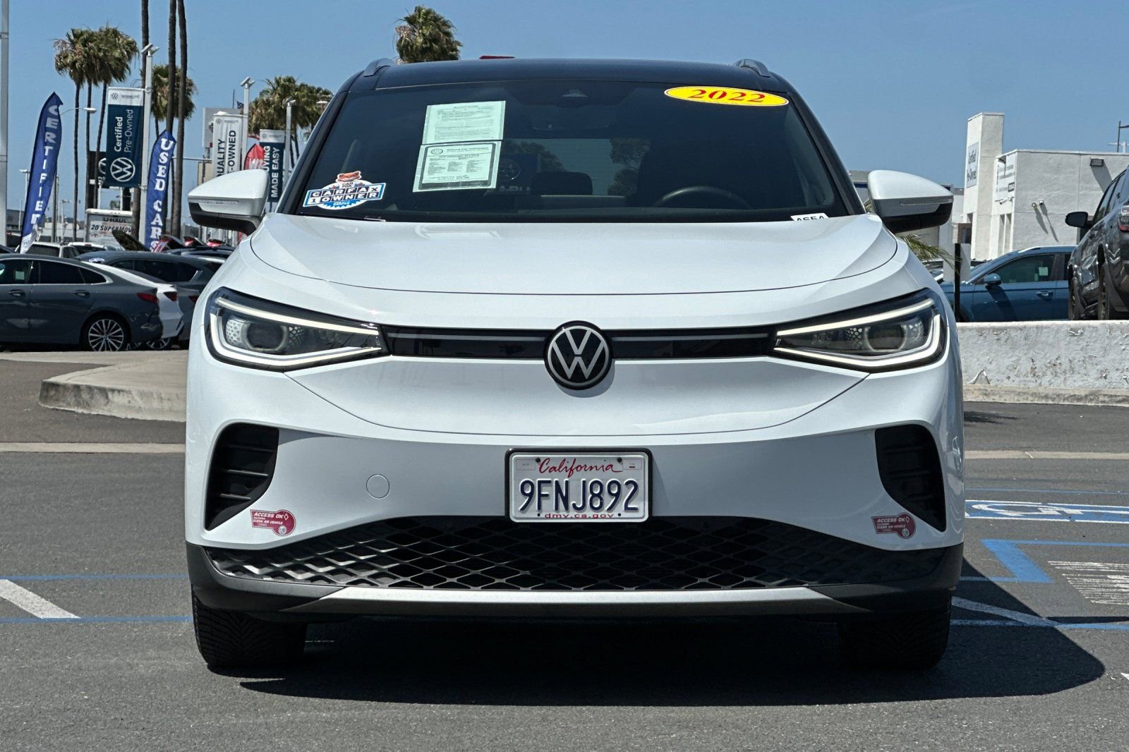 Used 2022 Volkswagen ID.4 Pro S w/ Gradient Package RWD image 9