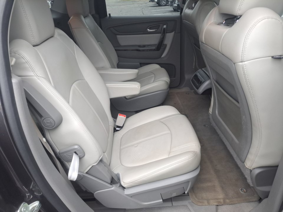 Used 2015 GMC Acadia SLT FWD image 14