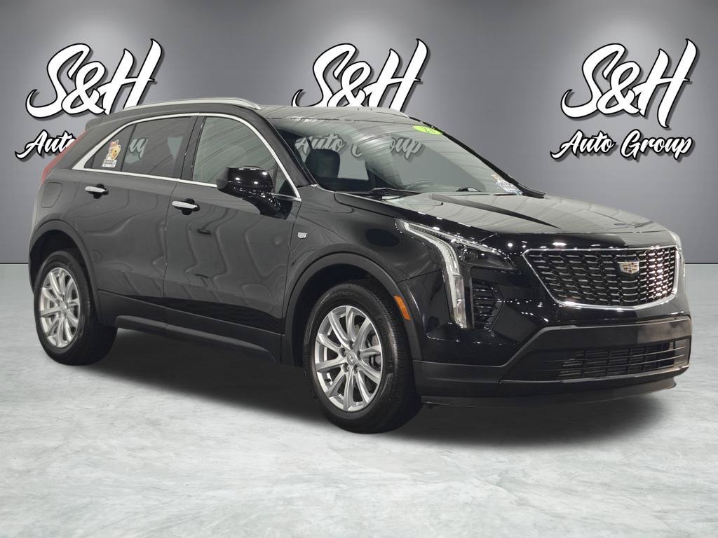 Used 2023 Cadillac XT4 Luxury AWD/4WD image 2