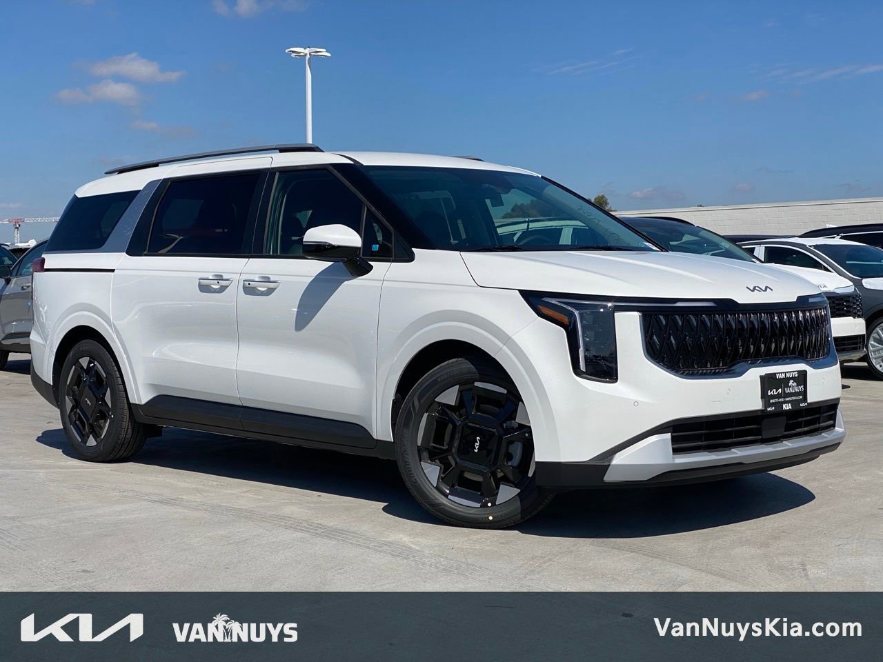 New 2026 Kia Carnival EX