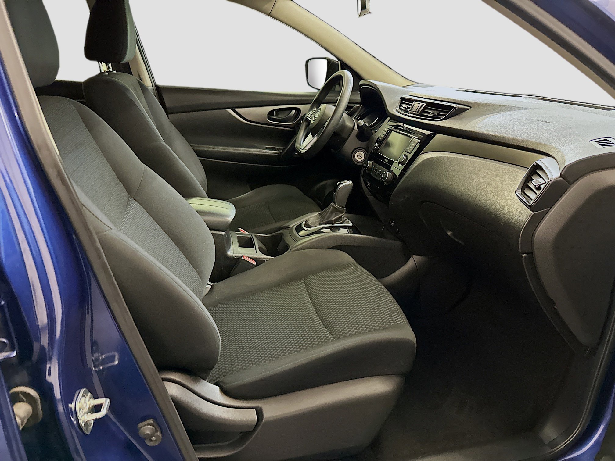 Used 2019 Nissan Rogue Sport S image 31