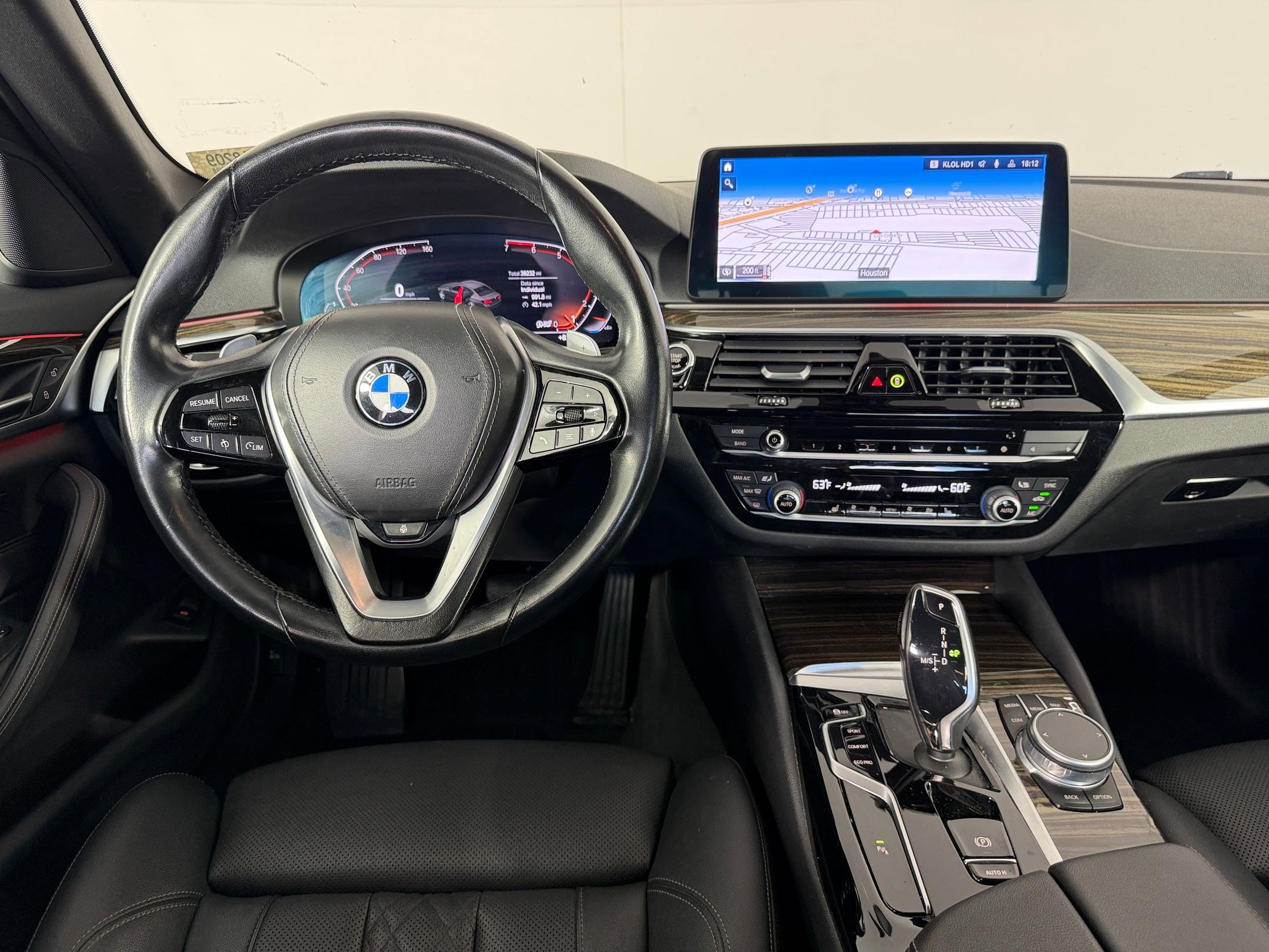 Used 2021 BMW 530i xDrive w/ Convenience Package image 31