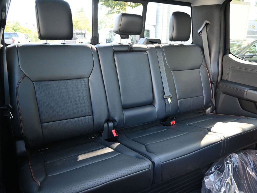 New 2025 Ford F350 Lariat w/ Lariat Ultimate Package image 36