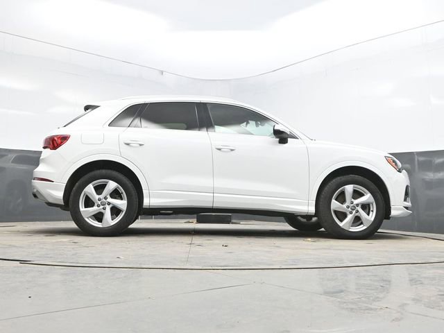 Used 2020 Audi Q3 2.0T Premium image 42