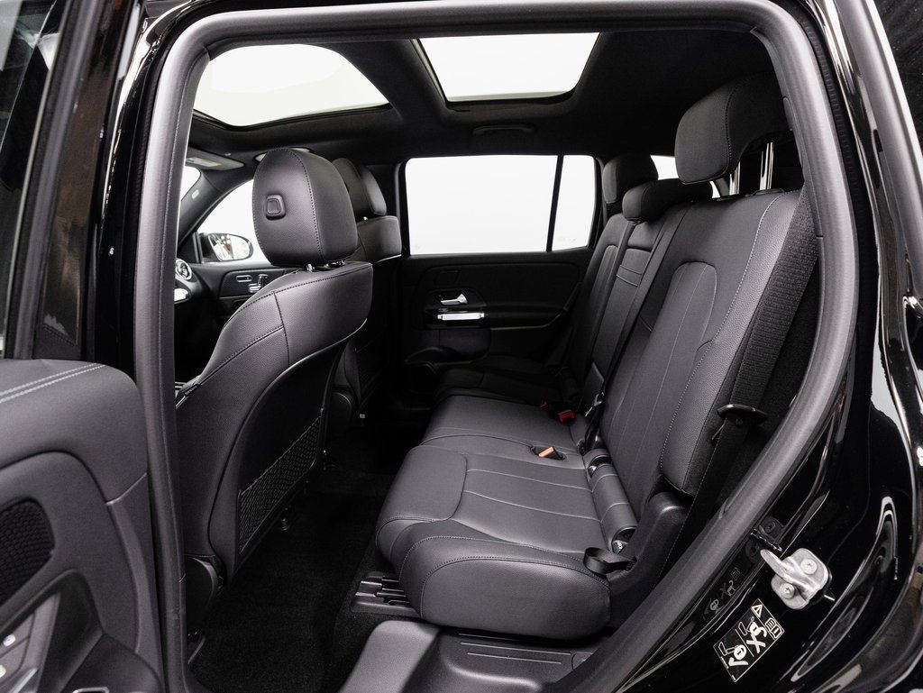 Used 2024 Mercedes-Benz EQB 350 4MATIC SUV image 22