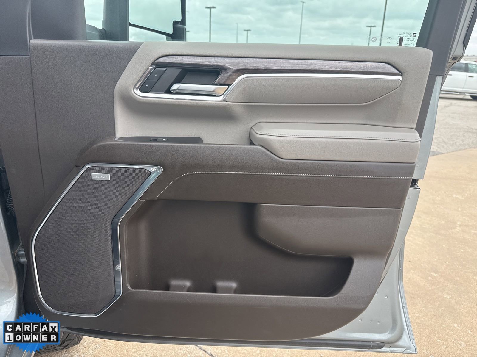 Used 2024 Chevrolet Silverado 2500 LTZ w/ LTZ Convenience Package image 24