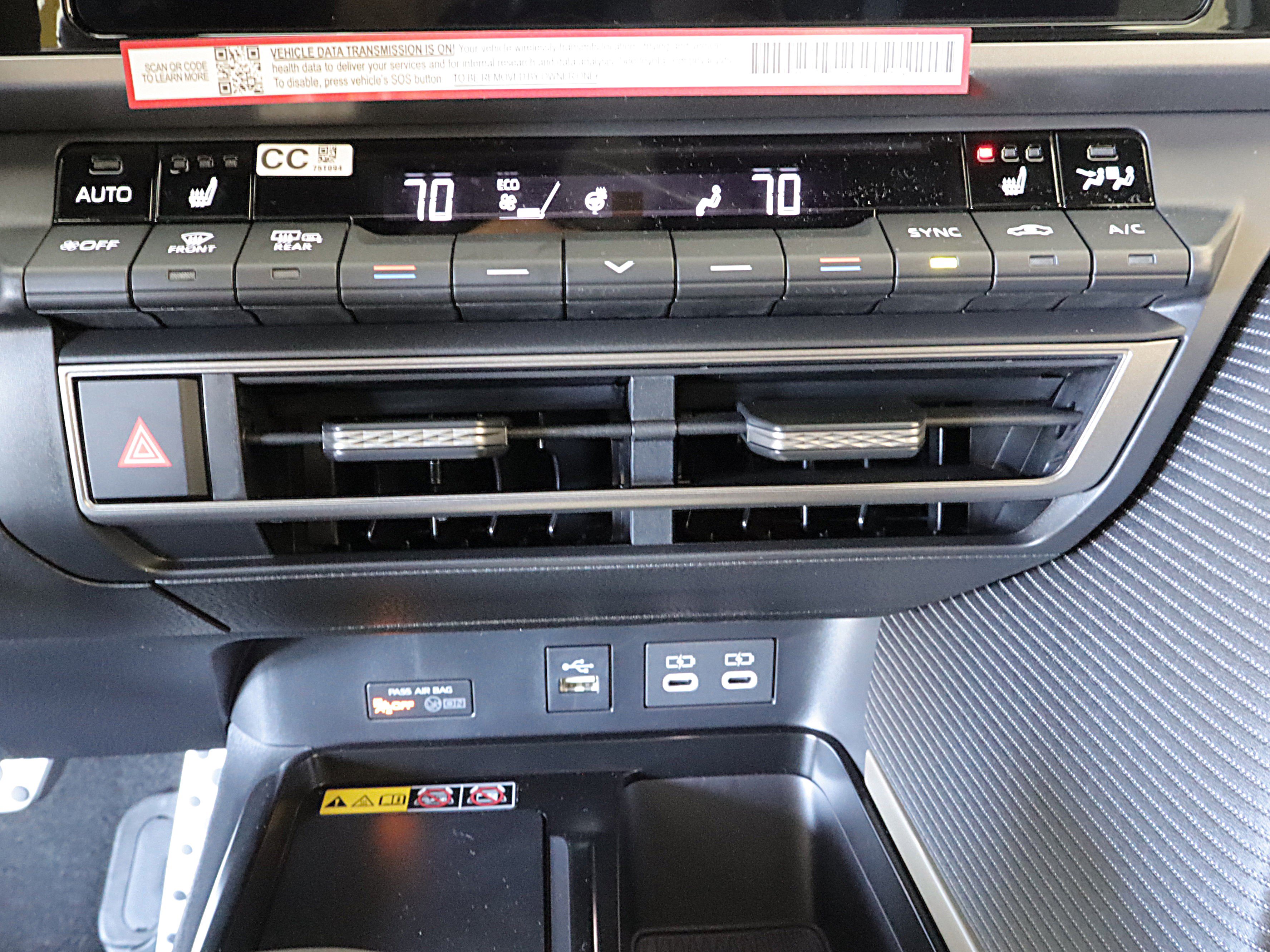 Used 2026 Toyota Camry SE w/ Convenience Package AWD/4WD image 13