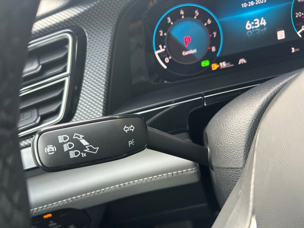 New 2026 Volkswagen Atlas Cross Sport SEL R-Line image 19