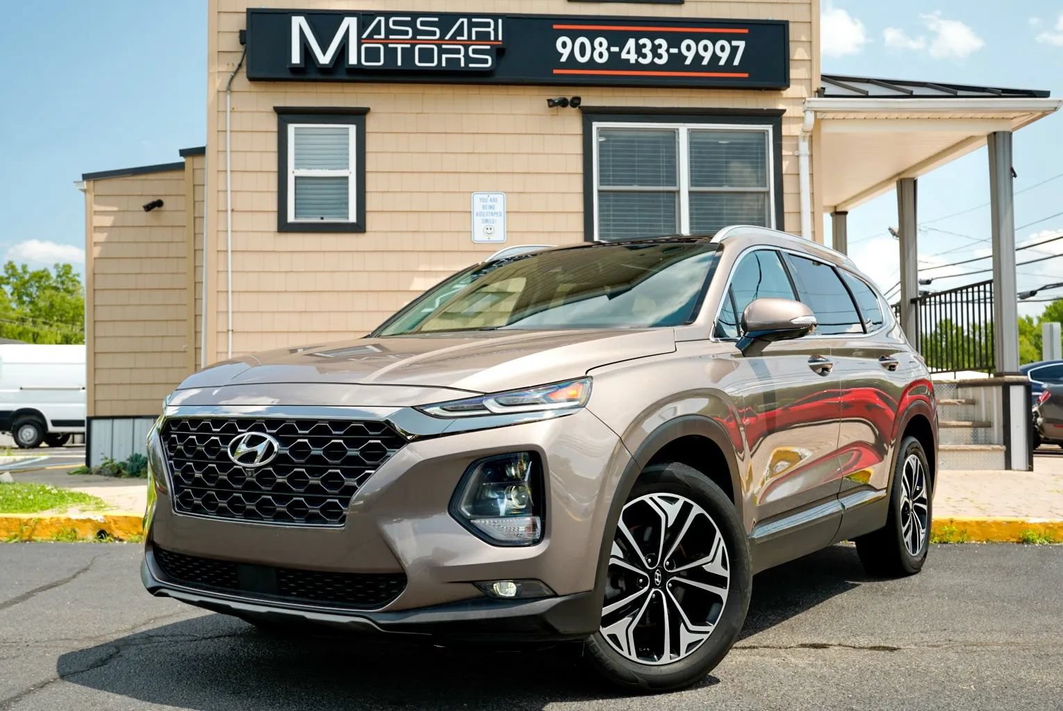 Used 2020 Hyundai Santa Fe Limited AWD/4WD image 1
