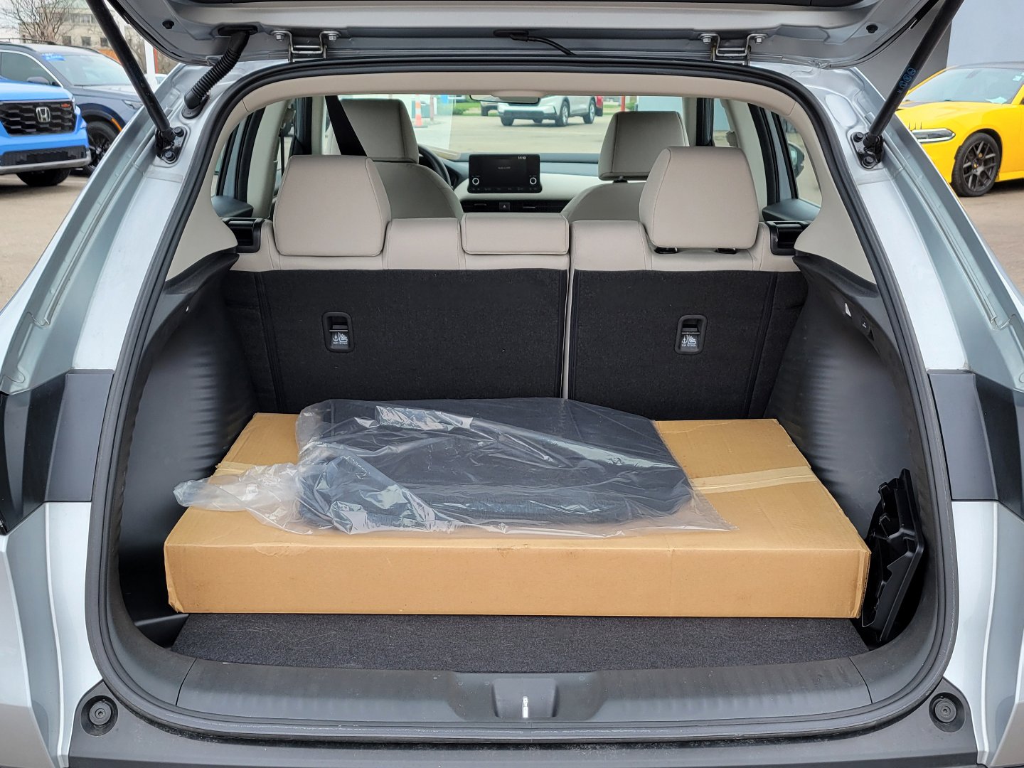 Certified 2025 Honda HR-V LX image 8