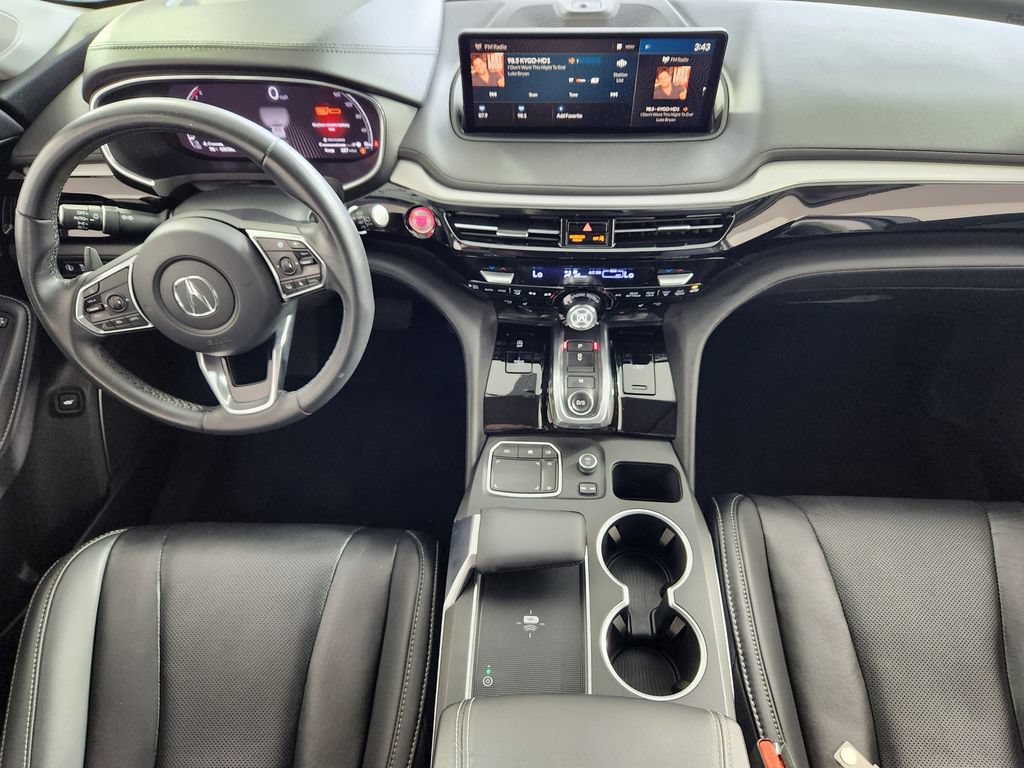 Used 2023 Acura MDX w/ Technology Package FWD image 16