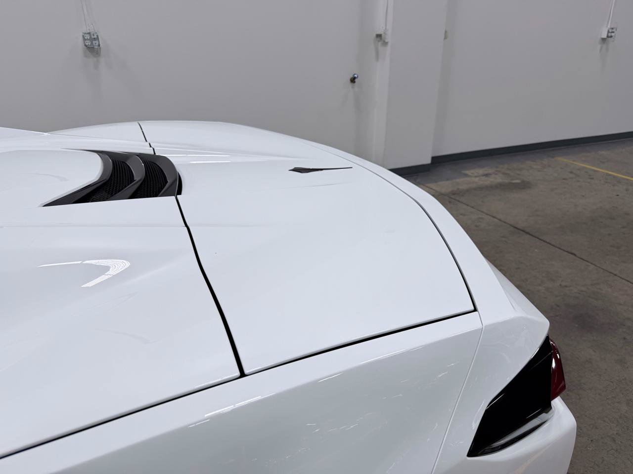 Used 2023 Chevrolet Corvette Stingray Preferred Conv w/ Battery Protection Package RWD image 17