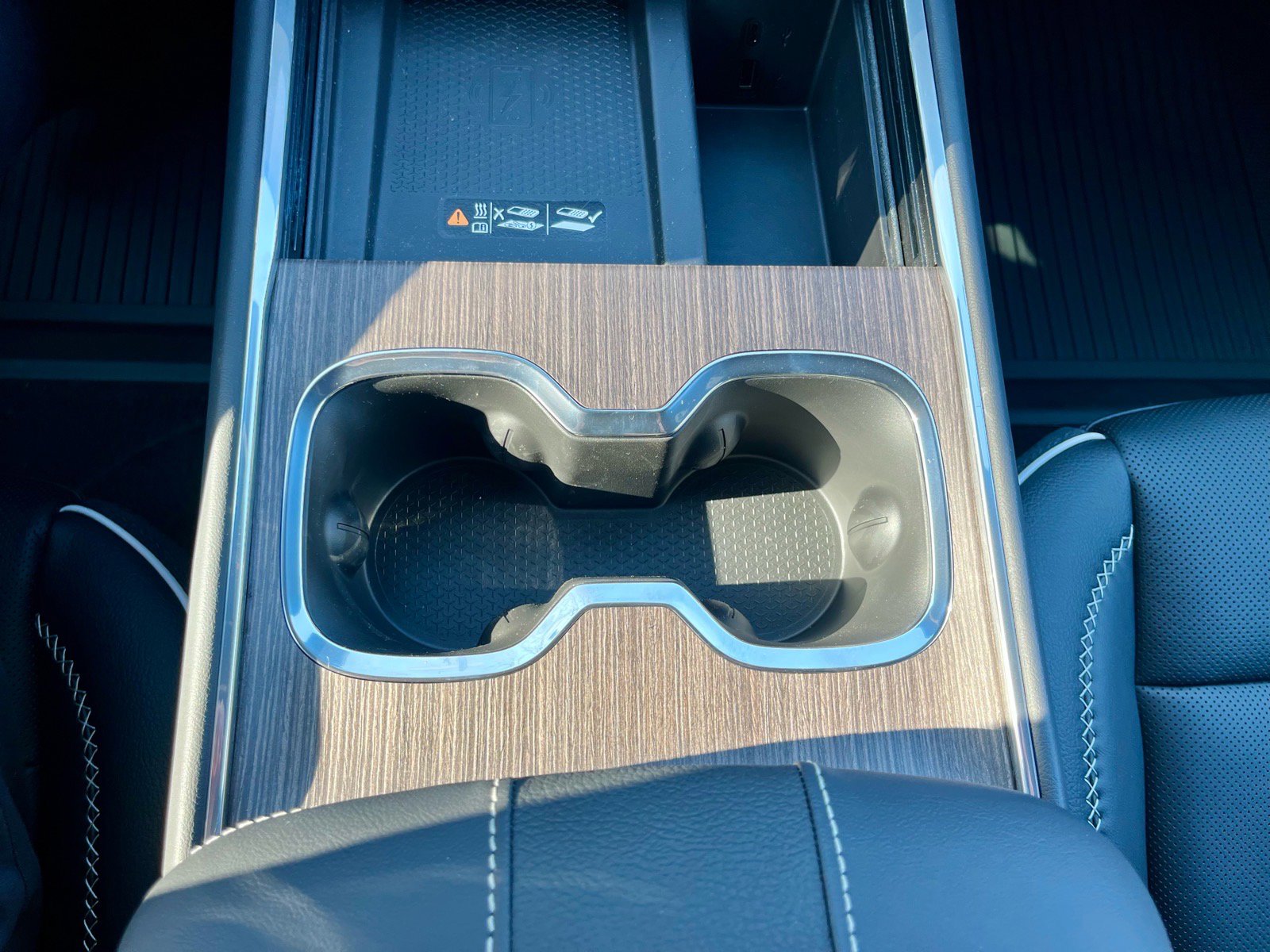 New 2026 GMC Acadia Denali w/ Super Cruise Package image 40