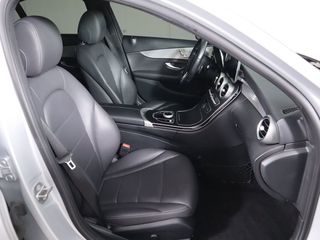 Used 2020 Mercedes-Benz C 300 Sedan image 20