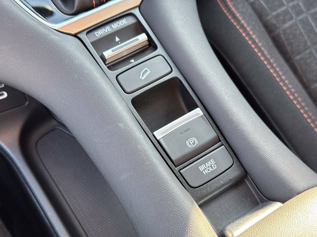 Certified 2024 Honda HR-V Sport image 24