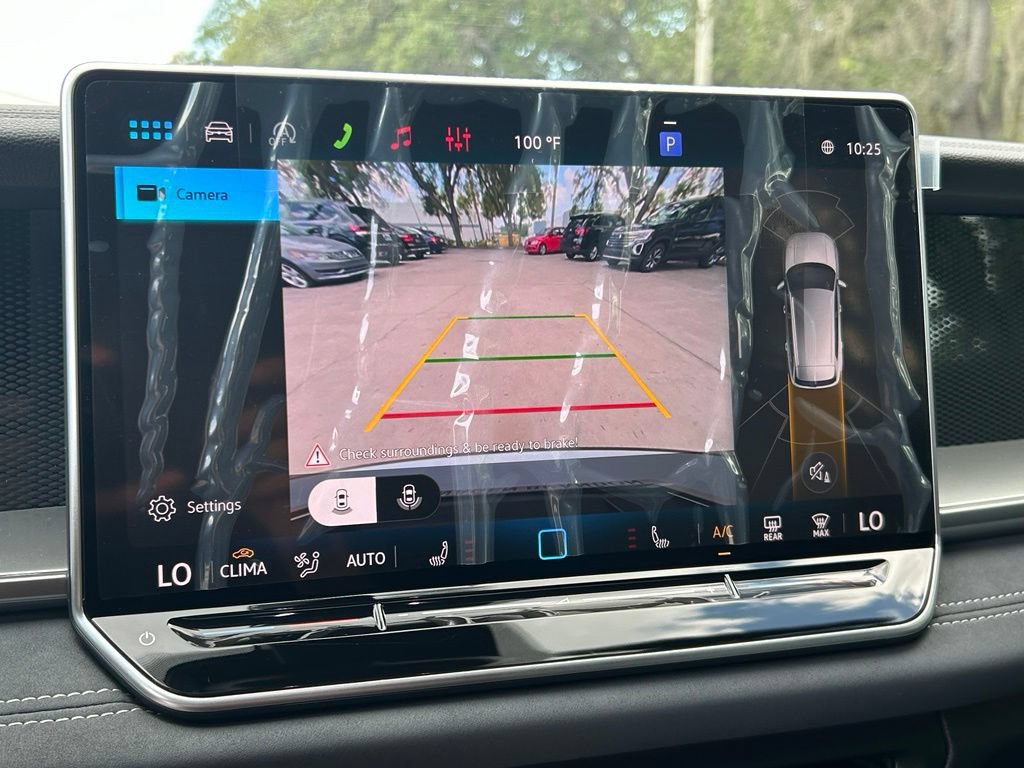 New 2026 Volkswagen Tiguan SE R-Line FWD image 31