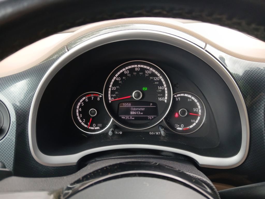 Used 2014 Volkswagen Beetle R-Line image 16