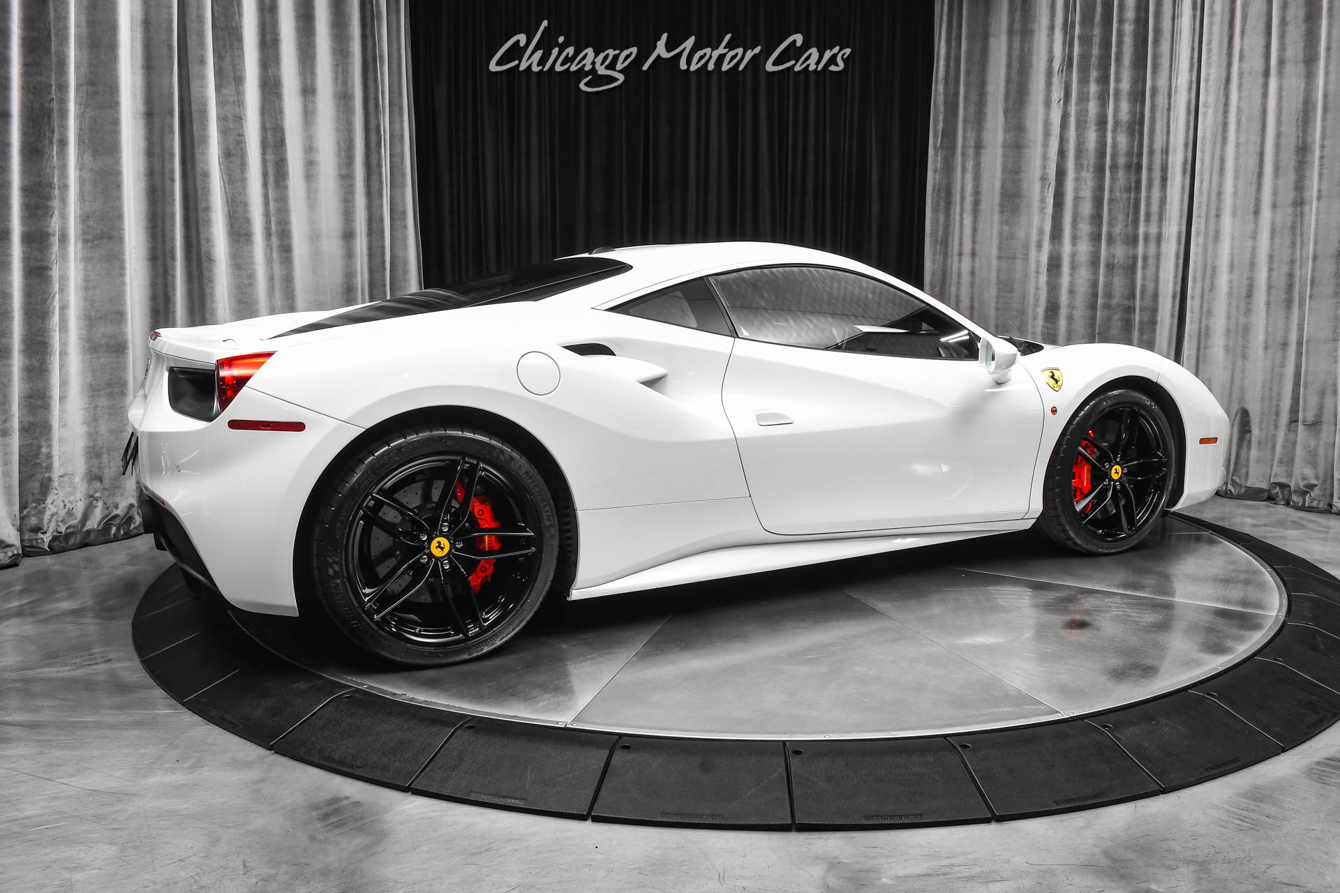 Used 2019 Ferrari 488 GTB image 5