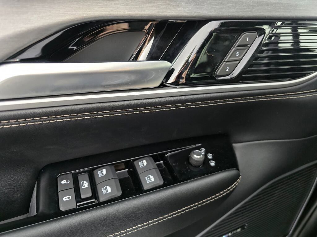 New 2026 Jeep Grand Wagoneer 4WD image 21