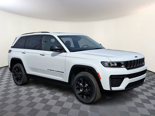 New 2026 Jeep Grand Cherokee Altitude AWD/4WD image 1