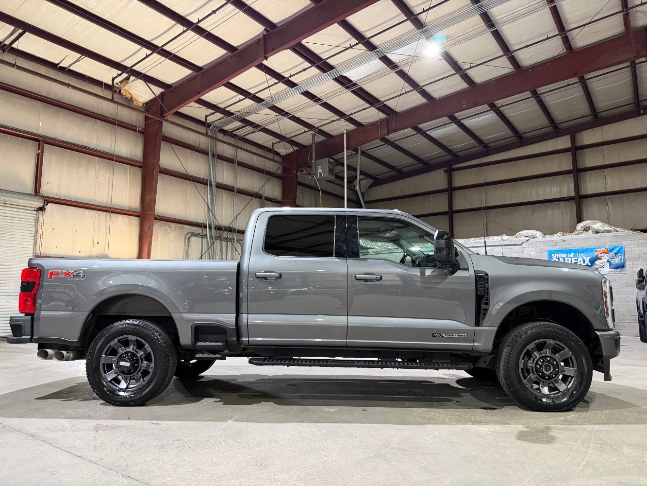 Used 2024 Ford F250 Lariat w/ Sport Appearance Package AWD/4WD image 4