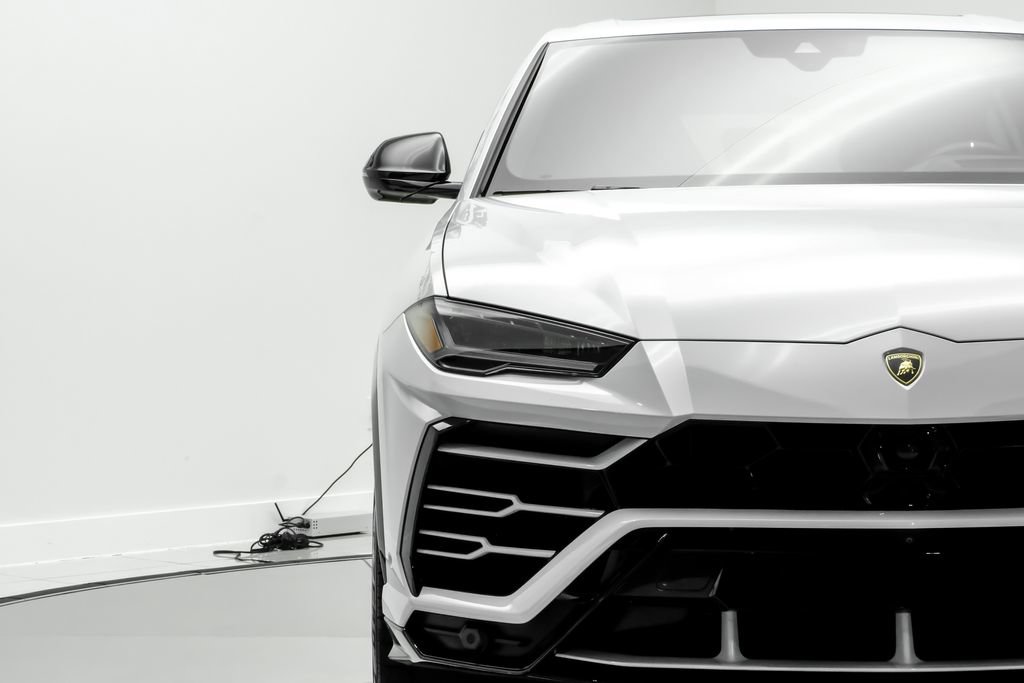 Used 2019 Lamborghini Urus AWD/4WD image 46