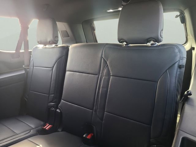 New 2026 Chevrolet Suburban LS w/ LPO, Dark Essentials Package RWD image 9