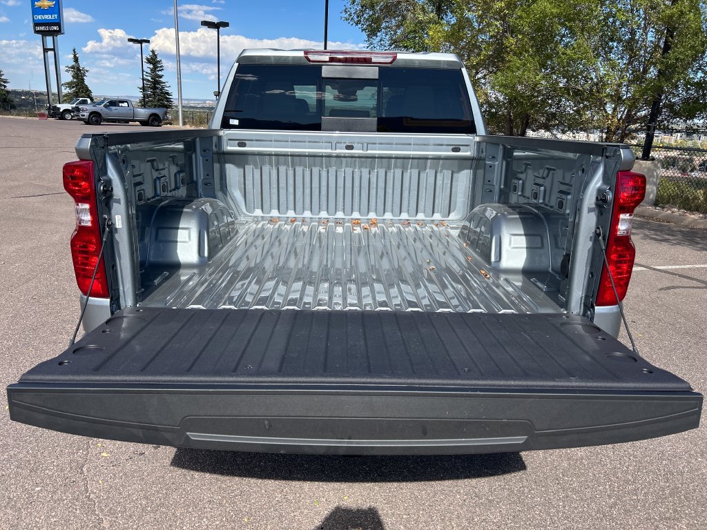 New 2026 Chevrolet Silverado 1500 LT w/ Z71 Off-Road Package AWD/4WD image 5