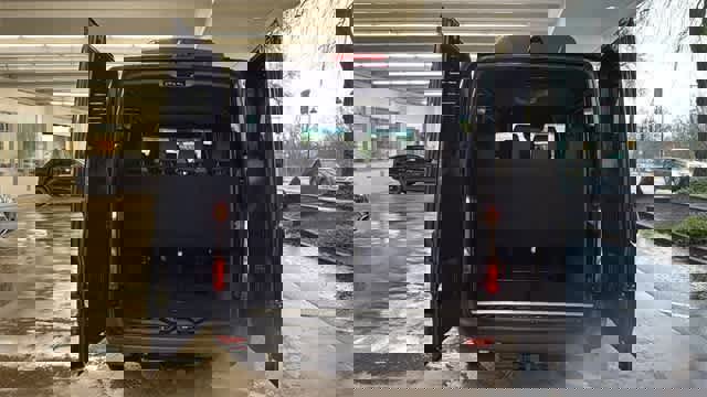 Used 2023 Mercedes-Benz Sprinter 2500 image 6