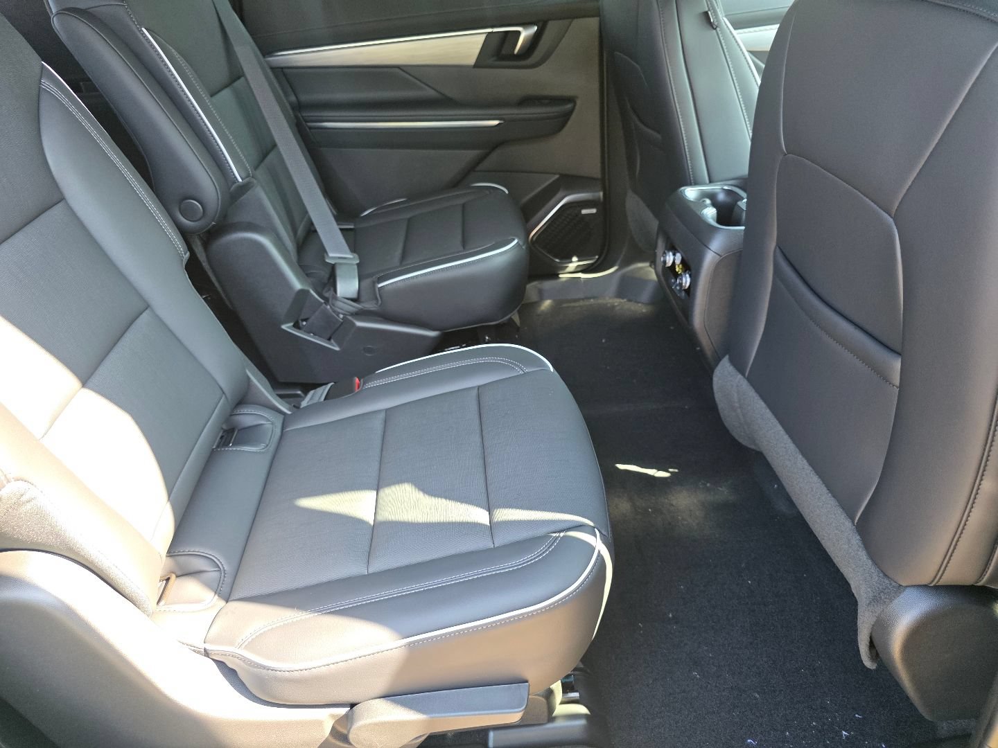 New 2026 Buick Enclave Preferred w/ Power Package AWD/4WD image 23