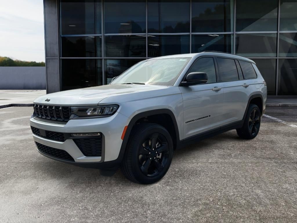 New 2026 Jeep Grand Cherokee L Limited RWD image 3
