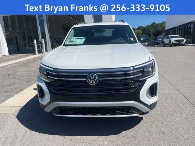 New 2026 Volkswagen Atlas Peak Edition image 2