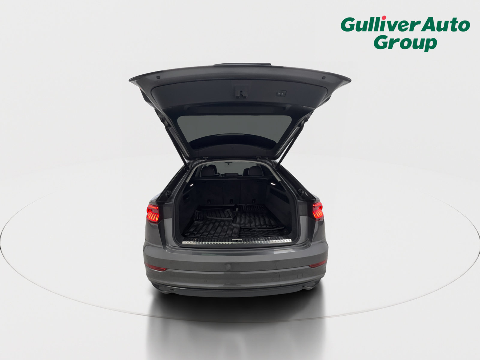 Used 2019 Audi Q8 Prestige AWD/4WD image 47