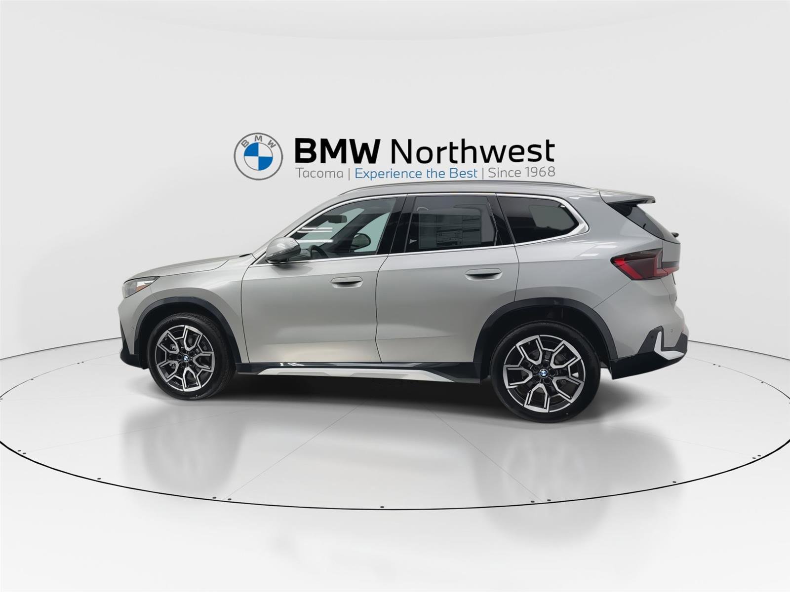 New 2026 BMW X1 xDrive28i w/ Convenience Package AWD/4WD image 11